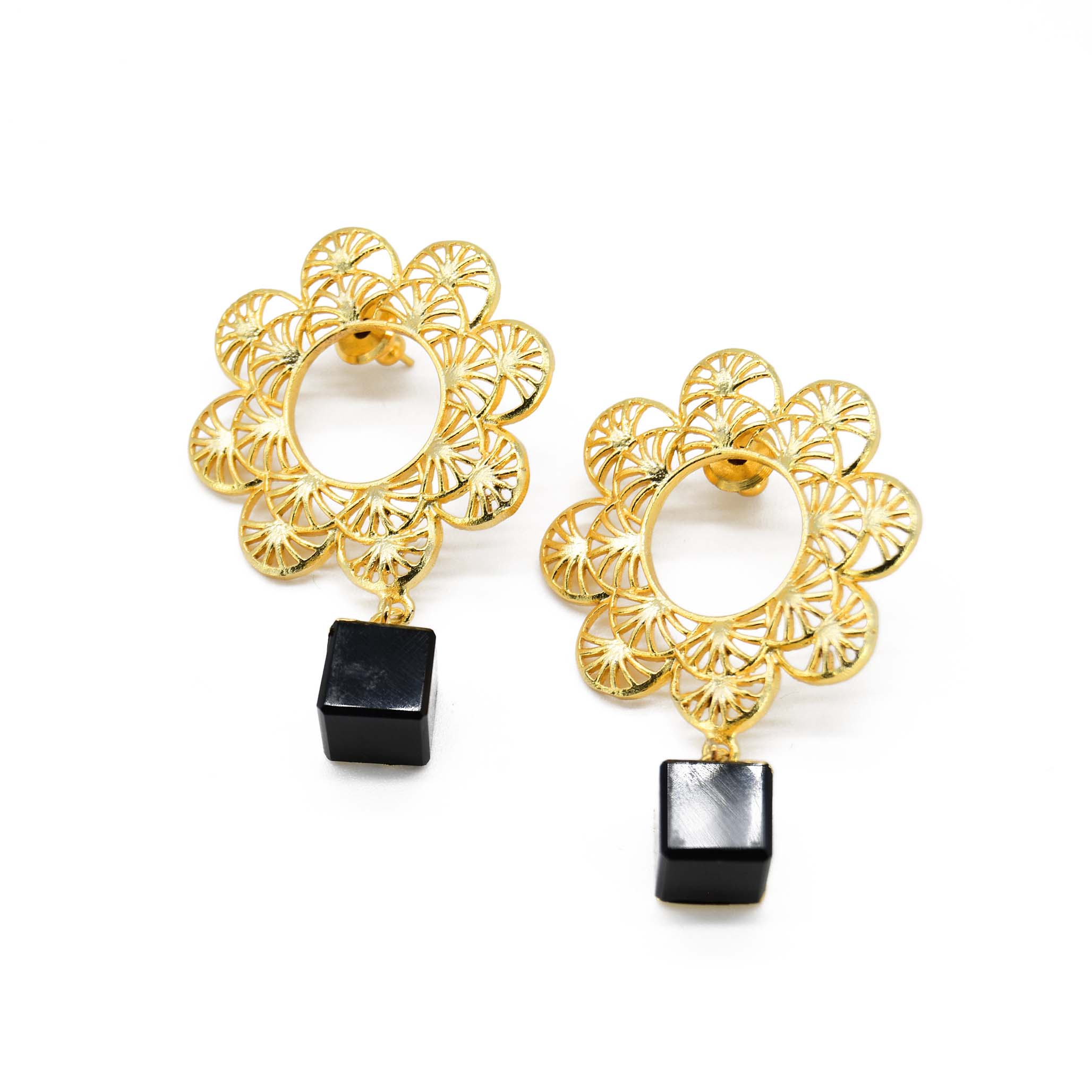 Arum Earring
