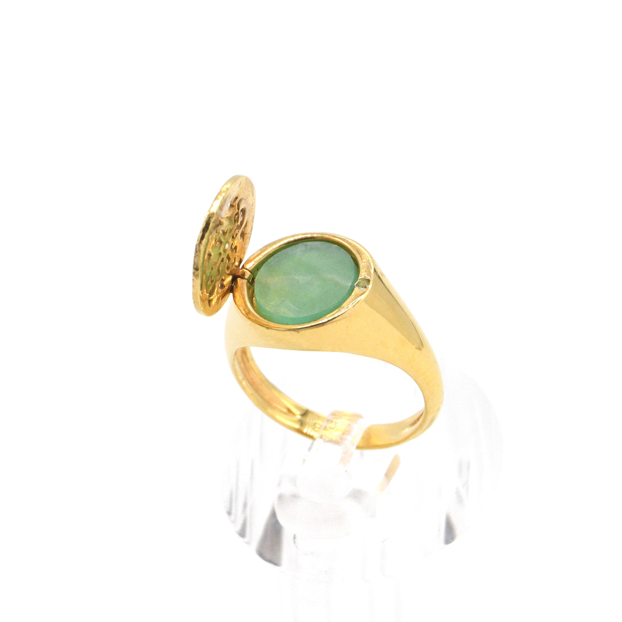 18k Fragrance Vessel Signet